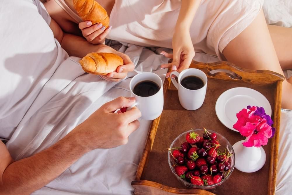 Petit-déjeuner servi au lit